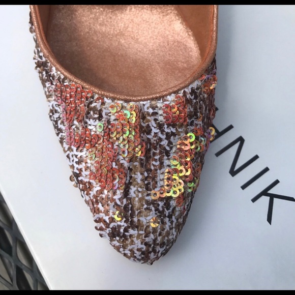 ***SOLD***Manolo Blahnik Tuccio Wanda Snake Heels - Picture 4 of 8